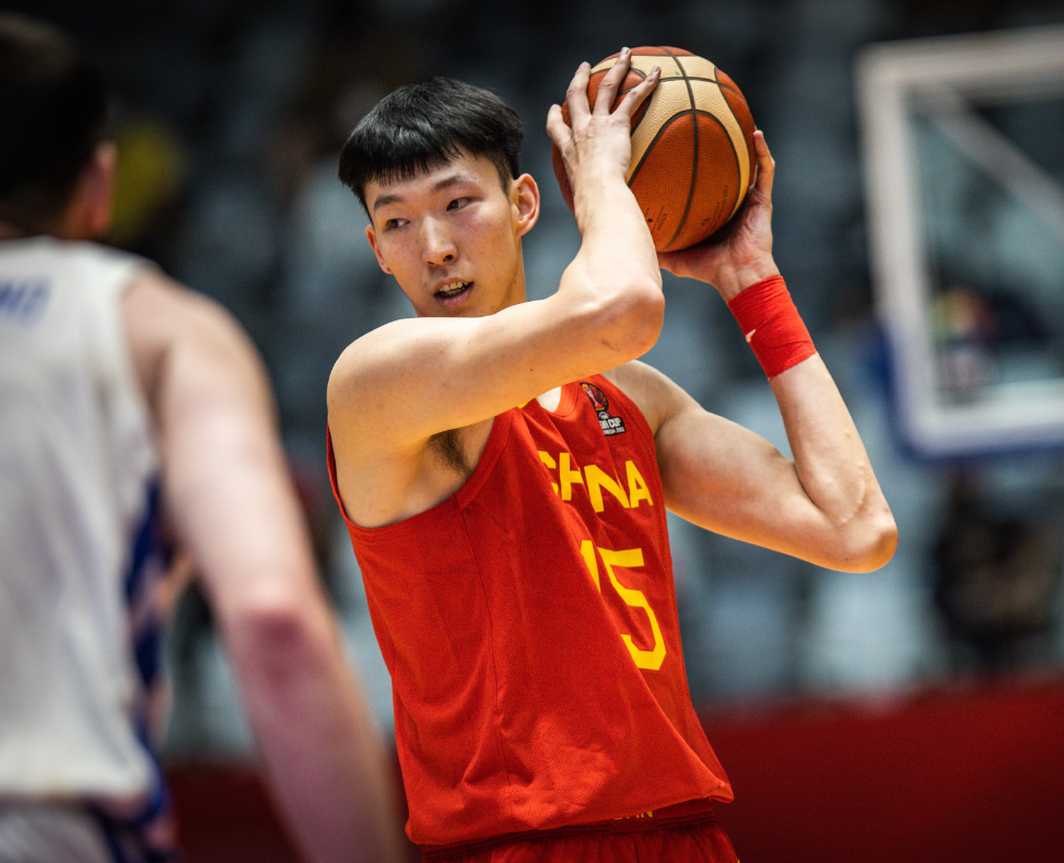 四川队绝杀浙江队，周琦惊艳四座