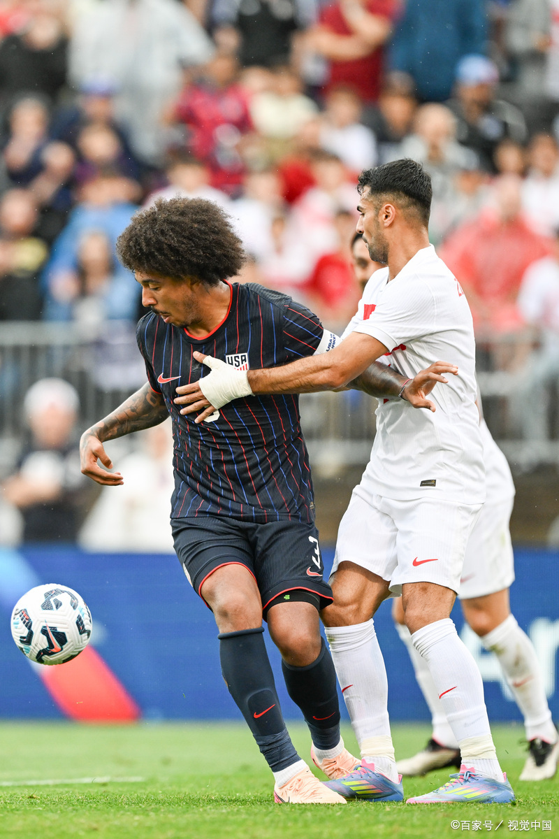 梅赛德斯完胜阿斯顿马丁，勒克莱尔带队取胜