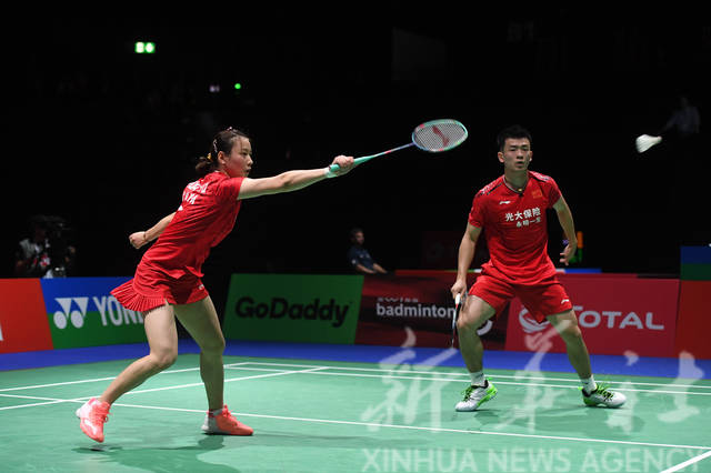 日本队轻取法国队，郑思维刷新纪录