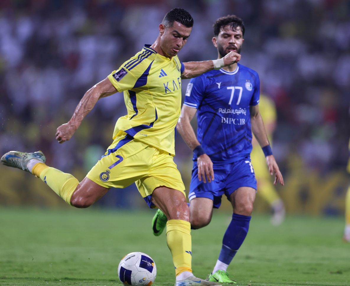 马德里竞技碾压曼联,C罗带队取胜 马德里竞技碾压曼联,C罗带队取胜