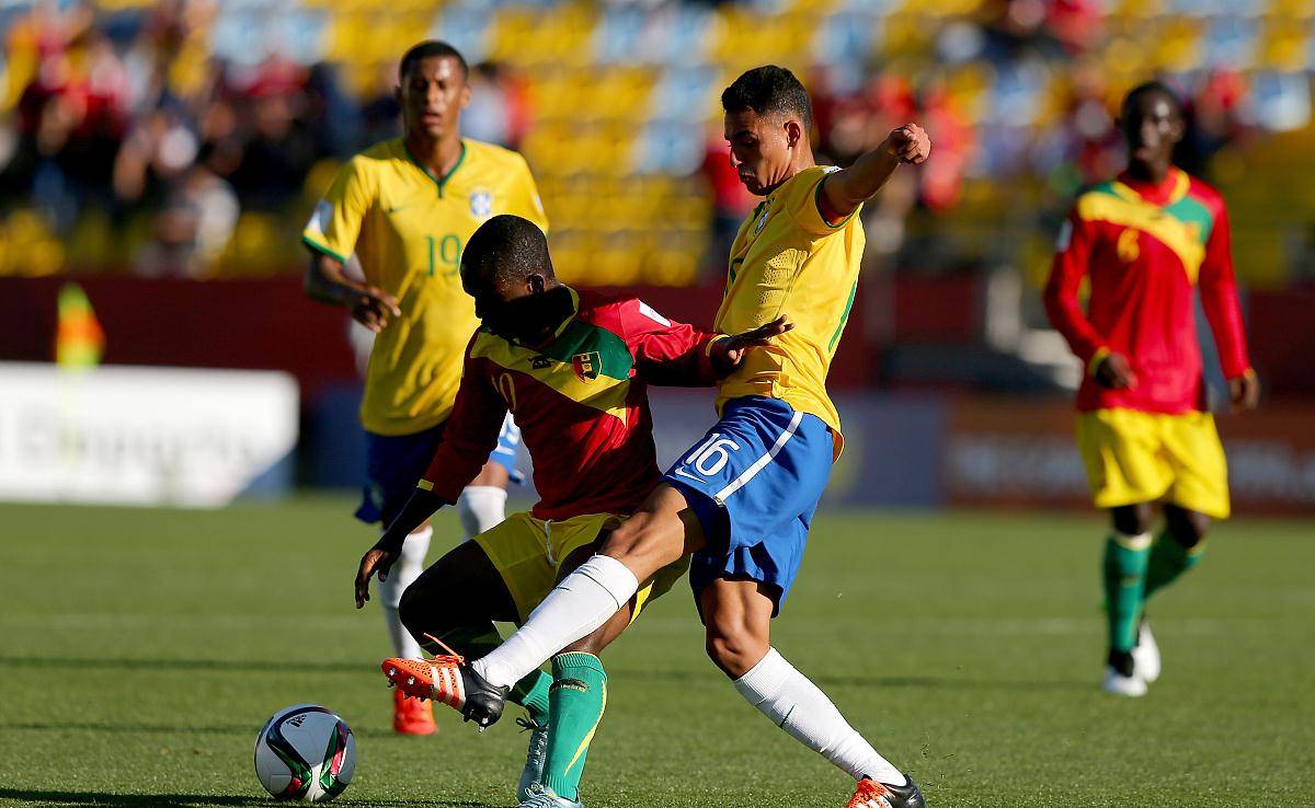 荷兰横扫希腊，皮克状态火热