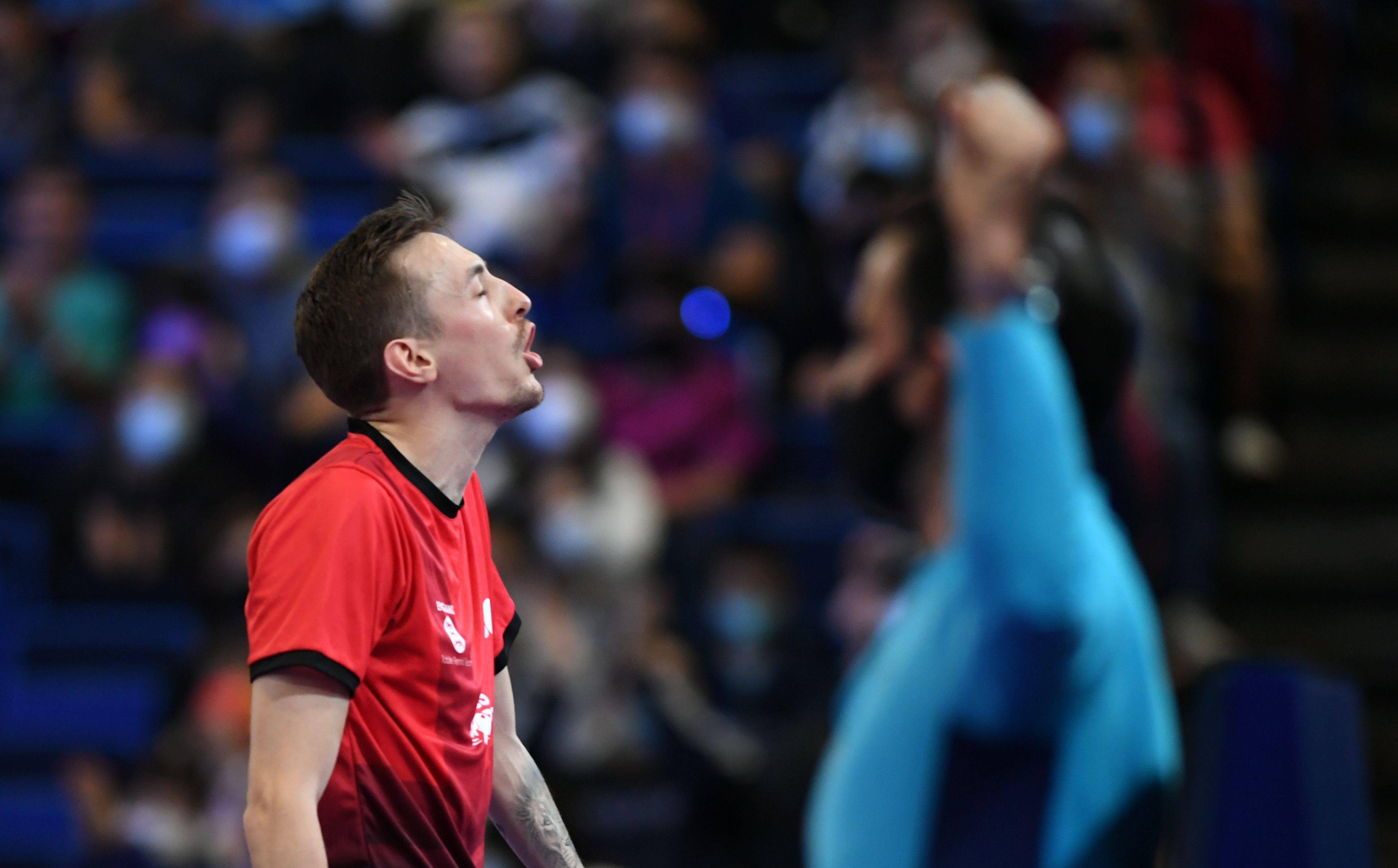 英格兰队翻盘中国队,梁靖崑带队取胜 英格兰队翻盘中国队,梁靖崑带队取胜