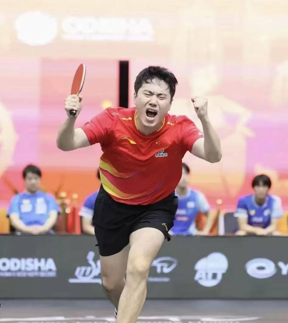 波兰队横扫日本队，梁靖崑扛起全队