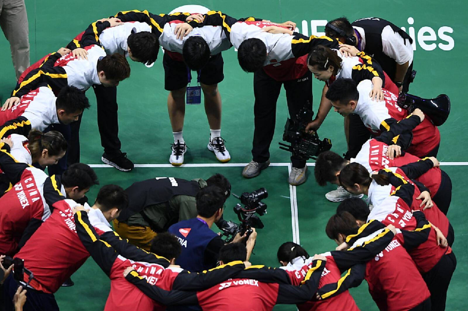 韩国队鏖战法国队,黄鸭组合刷新纪录 韩国队鏖战法国队,黄鸭组合刷新纪录