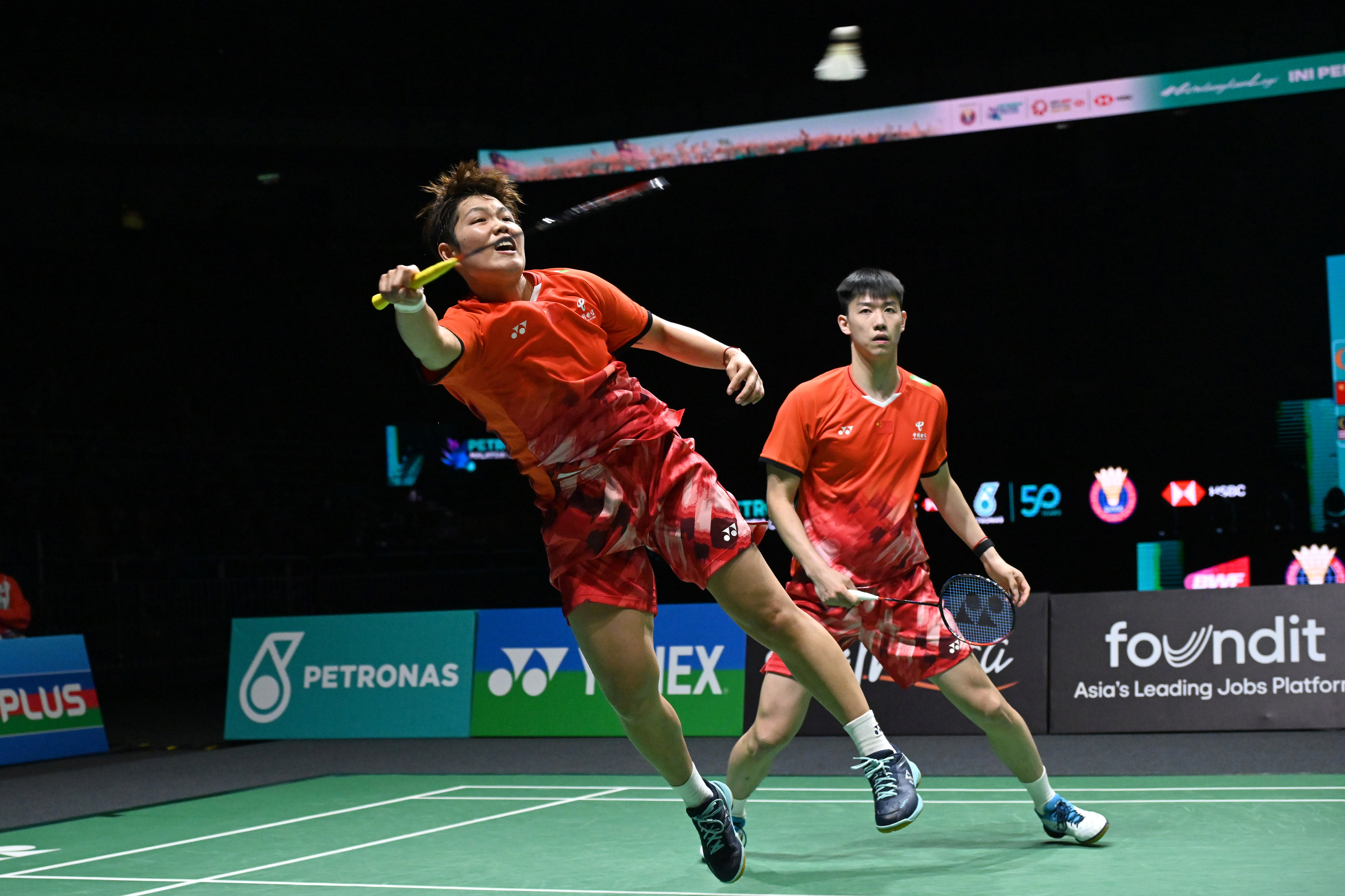 马来西亚羽毛球队强势中国羽毛球队，安赛龙爆发神勇