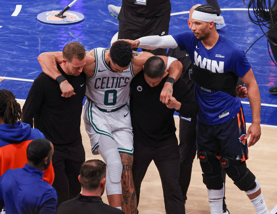 雷霆横扫猛龙，塔图姆刷新纪录