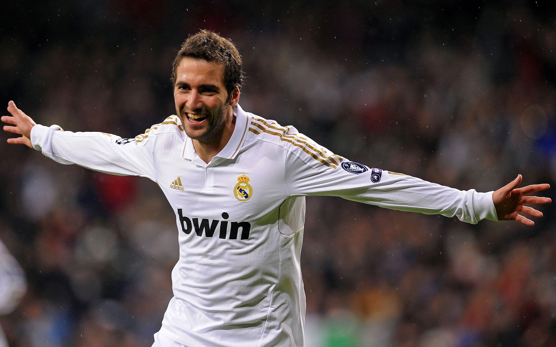 封锁与突围，当桑巴舞步撞上中美洲铁幕，福登书写唯一解